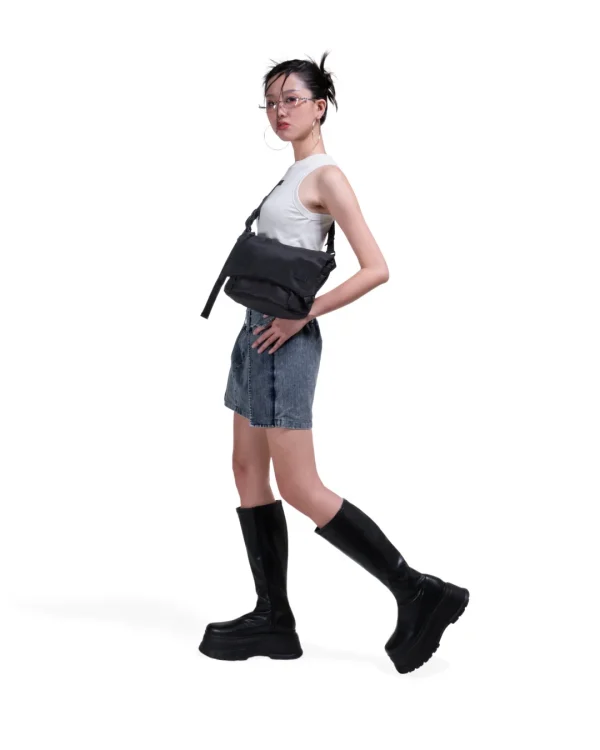 Swift Sling Bag